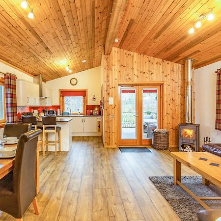 Burnside Lodge Torlundy  Екстер'єр фото